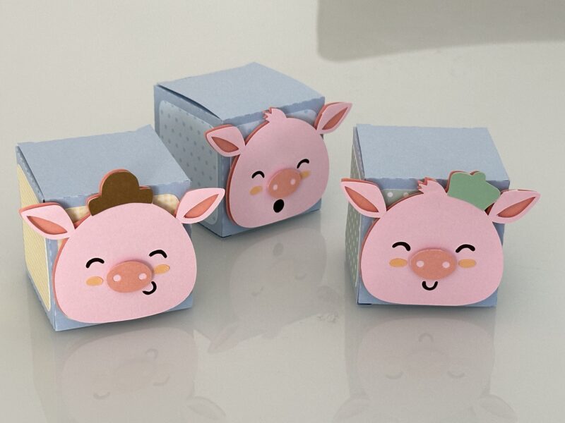 Caixa quadrada os três porquinhos_ PF